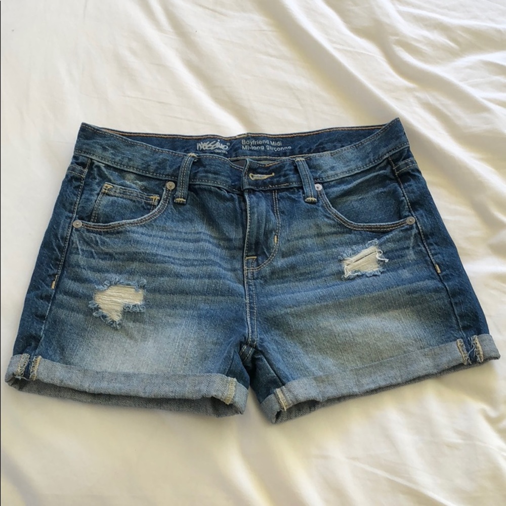 Mossimo shorts boyfriend midi style